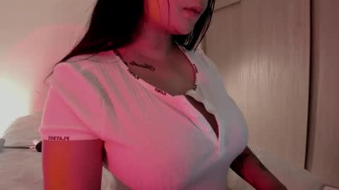 Emilia  online show from 03-12-26, 06:14