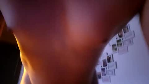 Snapshot of m1guele chatting on 01-21-25, 11:24 Fucklover online show from 01-21-25, 11:24