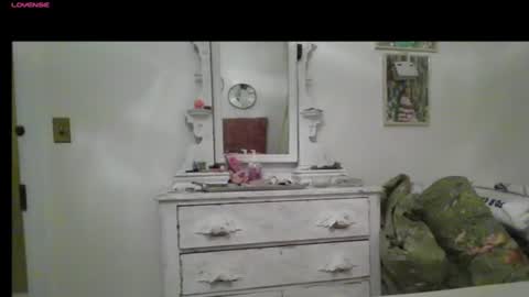 Snapshot of m54whrdn2 chatting on 01-12-25, 02:24 m54whrdn online show from 01-12-25, 02:24