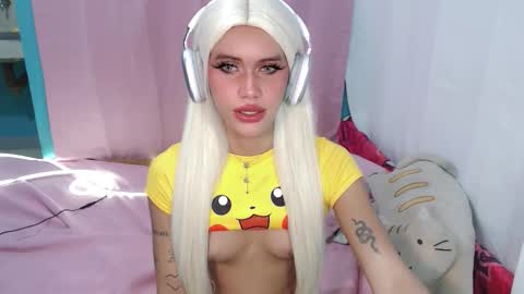 Snapshot of m788522 chatting on 03-11-26, 10:38 MARIA online show from 03-11-26, 10:38