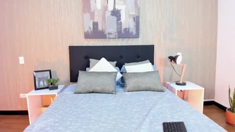 Snapshot of m_antonia chatting on 11-17-25, 01:50 Maria online show from 11-17-25, 01:50