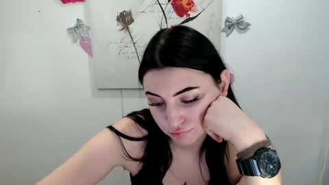 Snapshot of m_i_k_i_ chatting on 03-06-26, 11:39 m_i_k_i_ online show from 03-06-26, 11:39