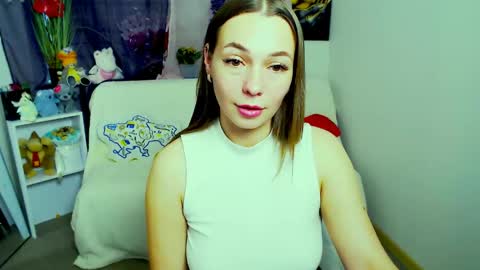 Snapshot of m_vikki chatting on 04-30-26, 11:49 Vikki online show from 04-30-26, 11:49