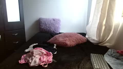 maaddy_thompson online show from 12-03-25, 07:34