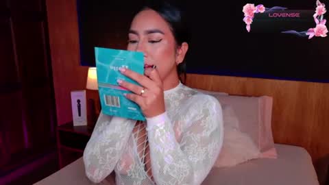 Malu Lopez online show from 06-25-26, 10:31