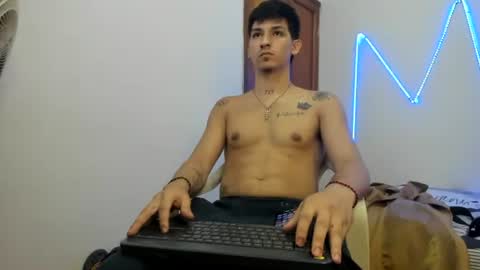 Snapshot of maaster420 chatting on 11-12-25, 03:01 itgram pezlo josue online show from 11-12-25, 03:01