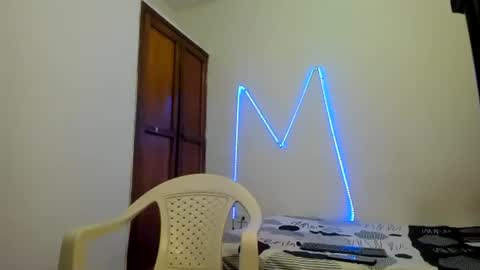 Snapshot of maaster420 chatting on 11-13-25, 03:55 itgram pezlo josue online show from 11-13-25, 03:55