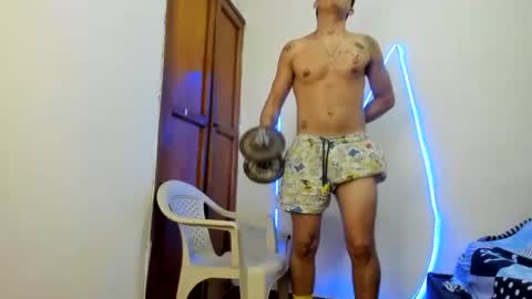 Snapshot of maaster420 chatting on 11-27-25, 01:29 itgram pezlo josue online show from 11-27-25, 01:29