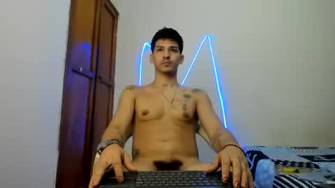 Snapshot of maaster420 chatting on 11-29-25, 01:08 itgram pezlo josue online show from 11-29-25, 01:08