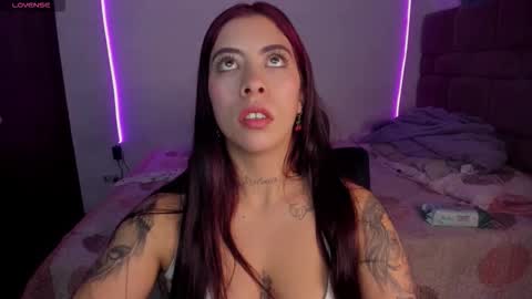 Snapshot of maazikeenx chatting on 03-07-26, 06:54 Sara online show from 03-07-26, 06:54