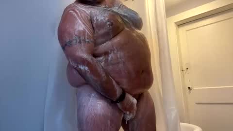 Snapshot of macdaddy512 chatting on 10-01-25, 11:05 Macdaddy512 online show from 10-01-25, 11:05