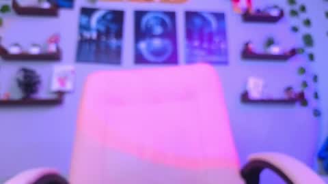 Macey Elliot Modelo Independiente online show from 12-13-24, 07:32