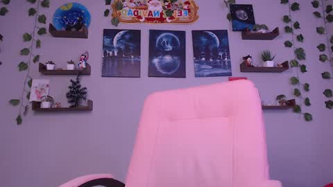 Macey Elliot Modelo Independiente online show from 12-26-24, 09:15