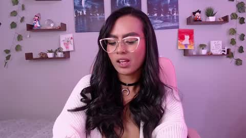 Macey Elliot Modelo Independiente online show from 01-21-25, 02:26