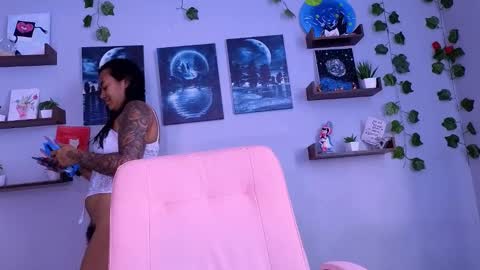 Macey Elliot Modelo Independiente online show from 09-08-25, 03:22