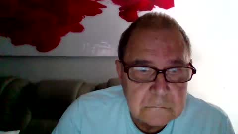 Snapshot of machet1 chatting on 03-08-25, 04:45 machet1 online show from 03-08-25, 04:45