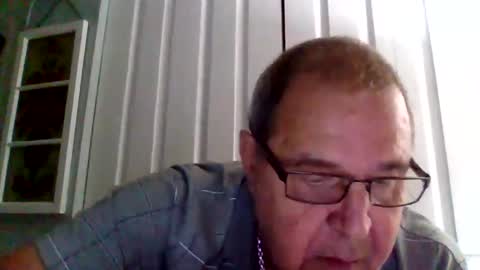 Snapshot of machet1 chatting on 11-02-25, 10:56 machet1 online show from 11-02-25, 10:56
