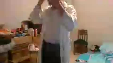 MACHOLIVRE online show from 06-27-26, 06:18