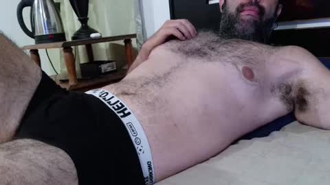 Snapshot of machoathome chatting on 12-23-25, 01:36 machoathome online show from 12-23-25, 01:36