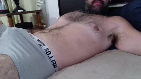 Snapshot of machoathome chatting on 01-08-26, 10:45 machoathome online show from 01-08-26, 10:45