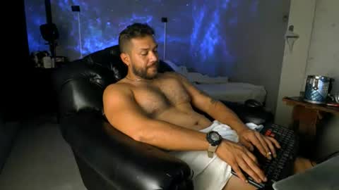 Snapshot of machohandsome chatting on 06-15-26, 10:17 Javier papichulo master how do you want online show from 06-15-26, 10:17