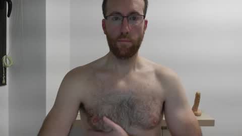 Snapshot of machohiberiko chatting on 01-03-25, 10:08 Jota online show from 01-03-25, 10:08