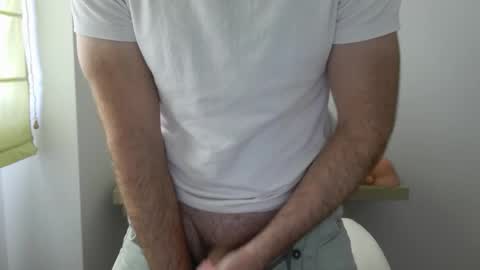 Snapshot of machohiberiko chatting on 10-19-25, 11:00 Jota online show from 10-19-25, 11:00