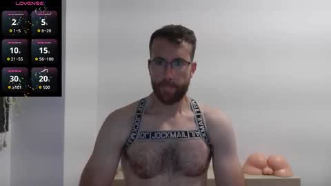 Snapshot of machohiberiko chatting on 11-13-25, 05:34 Jota online show from 11-13-25, 05:34