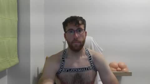 Snapshot of machohiberiko chatting on 02-16-26, 08:16 Jota online show from 02-16-26, 08:16