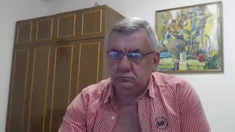 Snapshot of machomale3 chatting on 02-10-25, 09:15 Macho online show from 02-10-25, 09:15