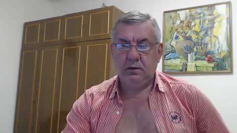 Snapshot of machomale3 chatting on 02-15-25, 11:47 Macho online show from 02-15-25, 11:47