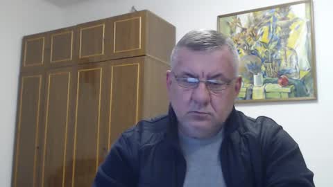 Snapshot of machomale3 chatting on 02-28-25, 03:37 Macho online show from 02-28-25, 03:37