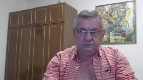 Snapshot of machomale3 chatting on 03-12-25, 08:41 Macho online show from 03-12-25, 08:41