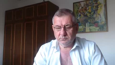 Snapshot of machomale3 chatting on 09-21-25, 03:02 Macho online show from 09-21-25, 03:02