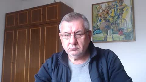 Snapshot of machomale3 chatting on 10-05-25, 01:31 Macho online show from 10-05-25, 01:31