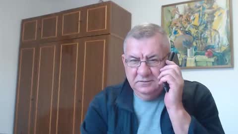 Snapshot of machomale3 chatting on 10-09-25, 07:06 Macho online show from 10-09-25, 07:06