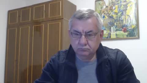 Snapshot of machomale3 chatting on 11-03-25, 02:51 Macho online show from 11-03-25, 02:51