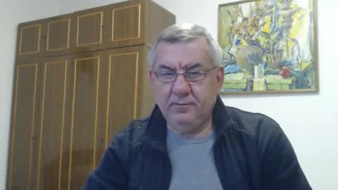 Snapshot of machomale3 chatting on 11-21-25, 01:32 Macho online show from 11-21-25, 01:32