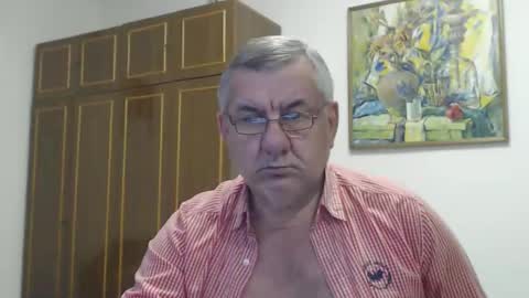 Snapshot of machomale3 chatting on 11-23-25, 02:17 Macho online show from 11-23-25, 02:17