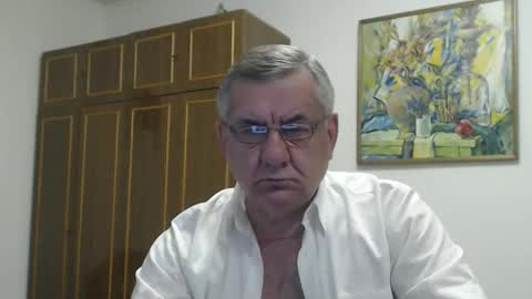 Snapshot of machomale3 chatting on 12-02-25, 11:00 Macho online show from 12-02-25, 11:00