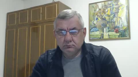 Snapshot of machomale3 chatting on 12-21-25, 05:20 Macho online show from 12-21-25, 05:20