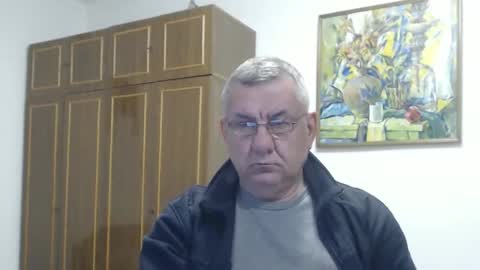 Snapshot of machomale3 chatting on 01-17-26, 05:49 Macho online show from 01-17-26, 05:49