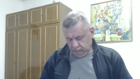 Snapshot of machomale3 chatting on 01-18-26, 06:12 Macho online show from 01-18-26, 06:12