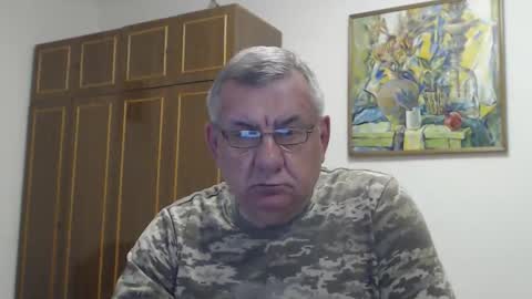 Snapshot of machomale3 chatting on 03-09-26, 06:56 Macho online show from 03-09-26, 06:56