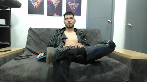 instagram mackdanielsx online show from 09-08-25, 09:36