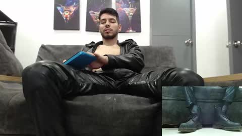 instagram mackdanielsx online show from 10-21-25, 09:26