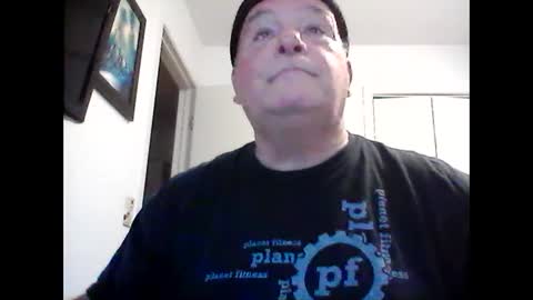 Snapshot of mackdocc001 chatting on 12-24-24, 04:30 mackdocc001 online show from 12-24-24, 04:30