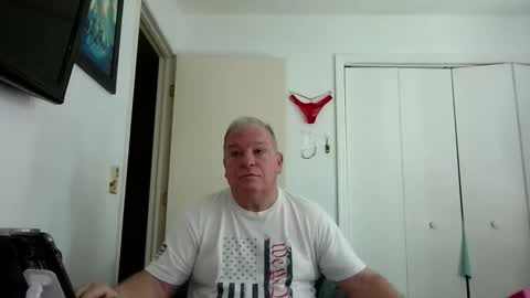 Snapshot of mackdocc001 chatting on 11-28-25, 02:53 mackdocc001 online show from 11-28-25, 02:53