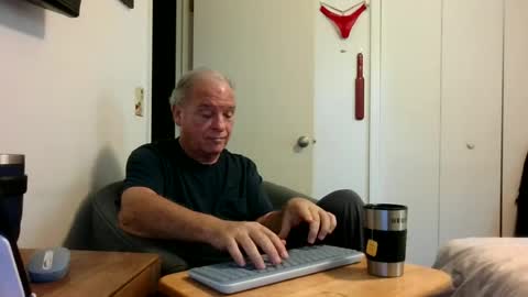 mackdocc001 online show from 06-24-26, 04:50