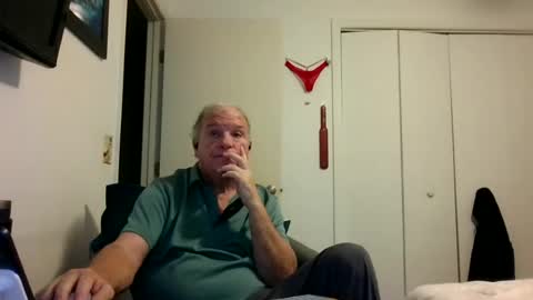 mackdocc001 online show from 06-25-26, 06:01